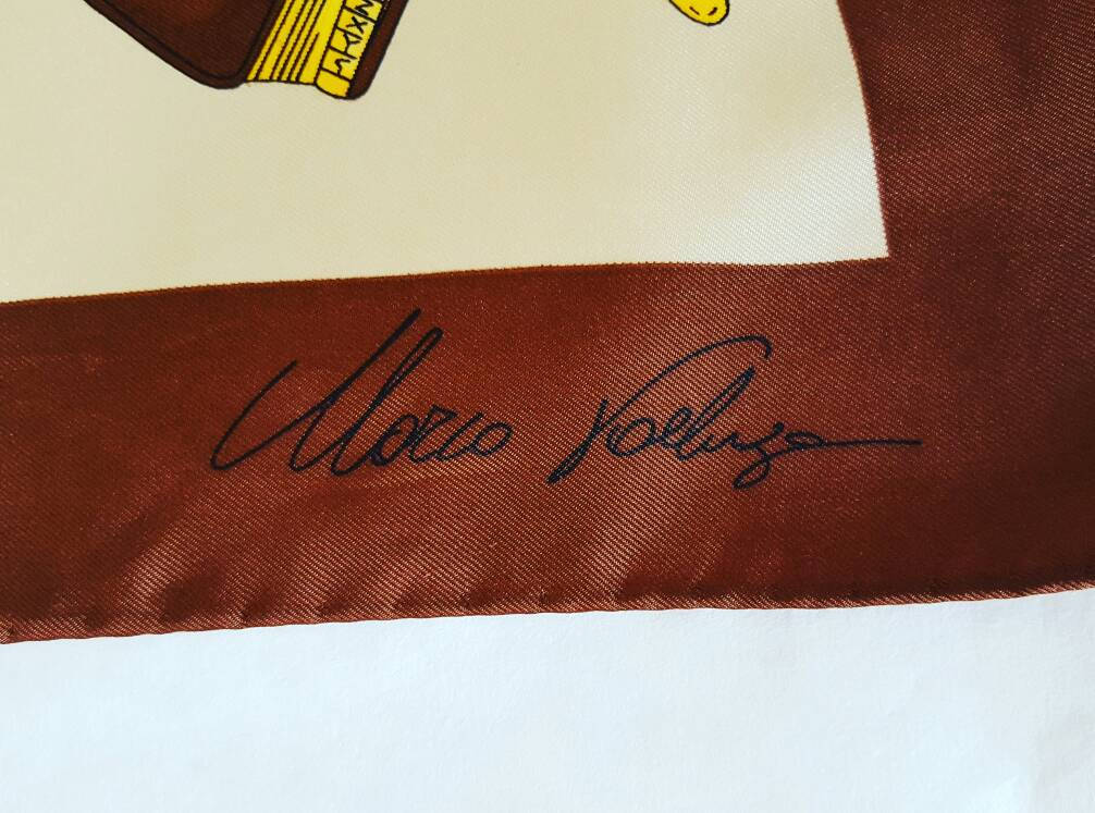 Foulard Vintage En Soie Mario Voeluza - Motif Empreintes Animales, Multicolore, état Bon