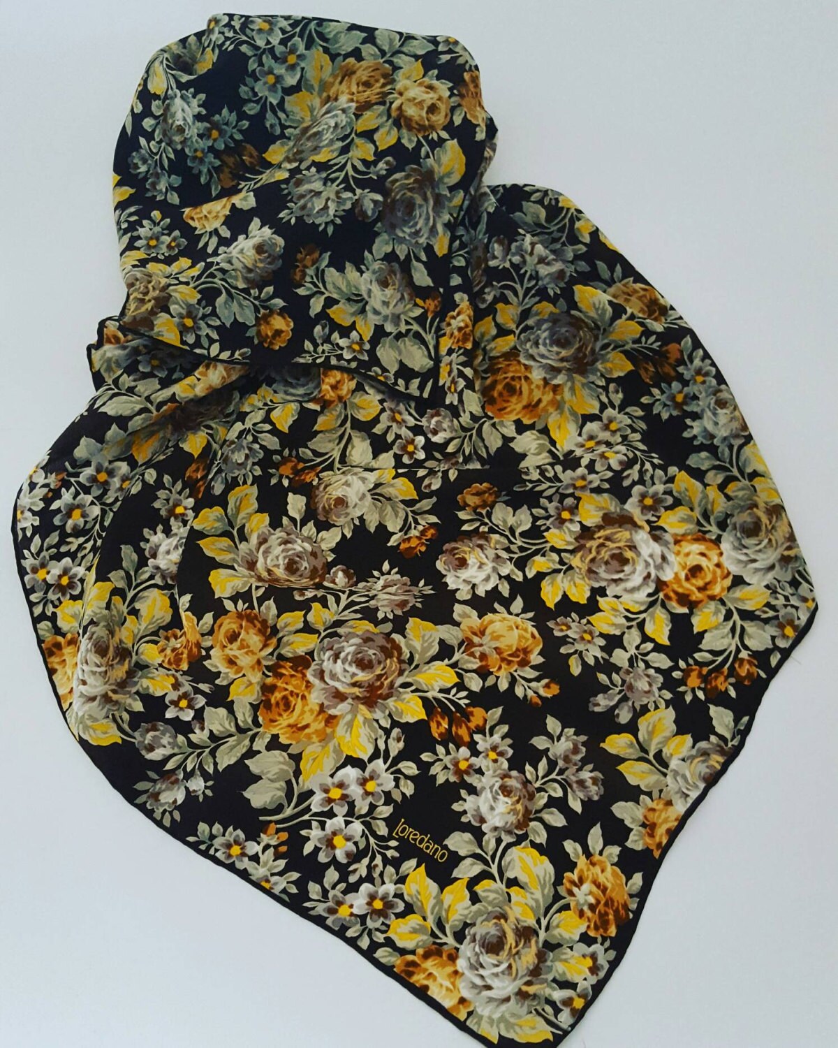 Foulard En Soie LOREDANO - Vintage 75x75 Cm - Multicouleur - Occasion En Bon état - Accessoire Femme