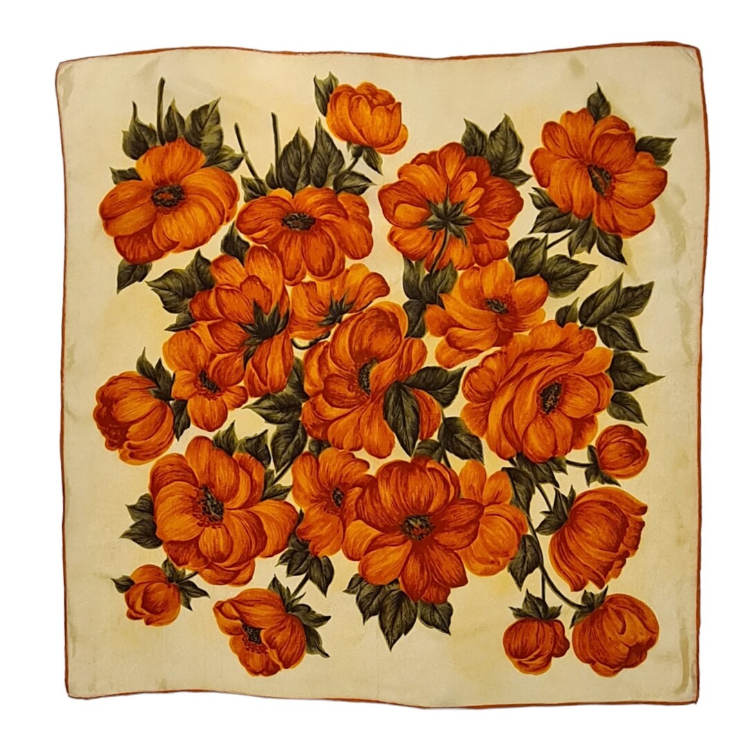 ヴィンテージ 70年代　ハンカチ ２枚セット　オレンジ系 花柄 1960年代の花柄ハンカチ - Etsy 日本