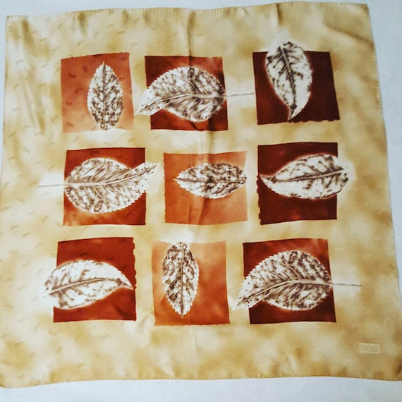 Foulard Carré Vintage BASILE En Soie 100% - Motif Géométrique Astro Multicolore - Italie