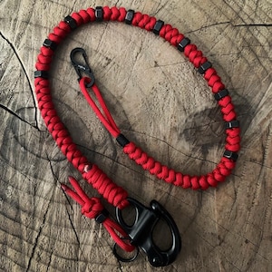 Cadena de billetera roja hexagonal de 12 pulgadas