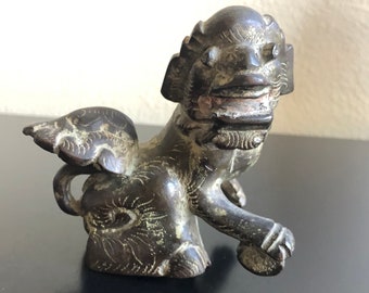 UNIQUE!! Pastel Porcelain Chinese Foo War Dog Lion Figurine Statuette