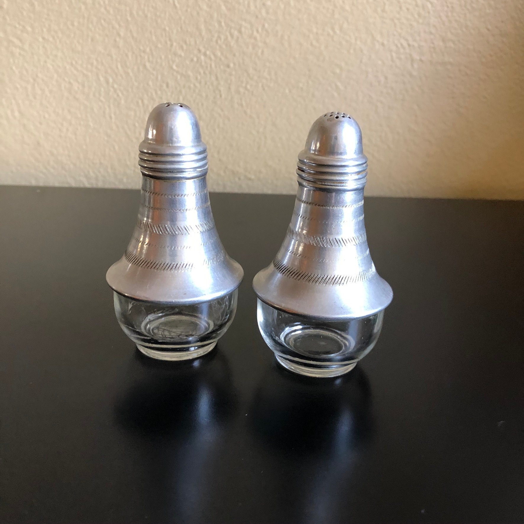 Vintage Aluminum and Clear Glass Salt and Pepper Shakers, Mid-Century Light Bulb Style, Non-Ferrous, Non Magnetic, Retro Kitchen