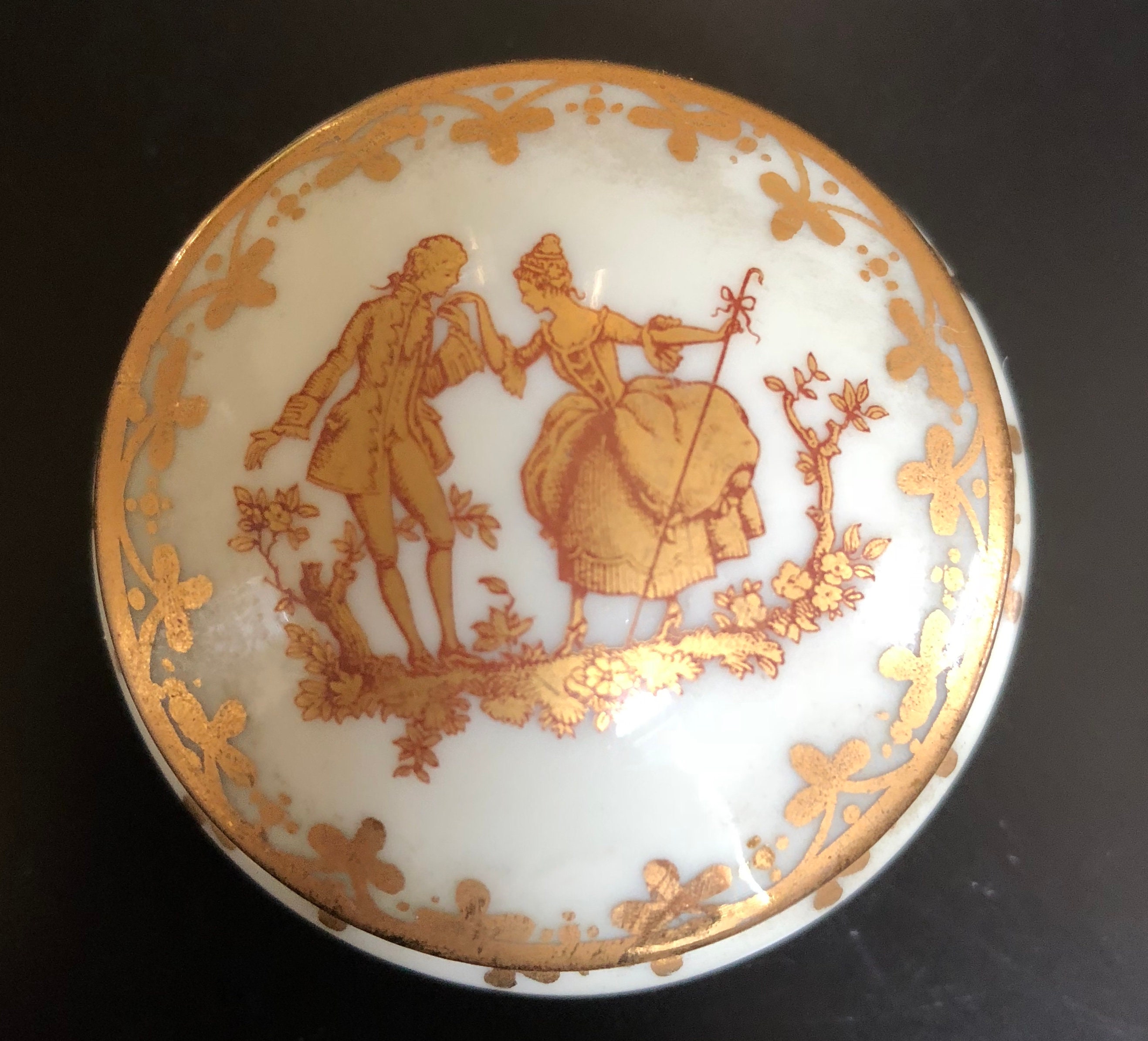 Small Limoge Trinket Box With Courting Couple Gold and White Etsy