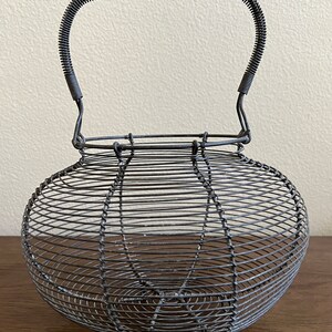Wire Egg Rack Vintage Wire Egg Holder, Vintage Metal Wire Egg Basket, Egg Basket ...