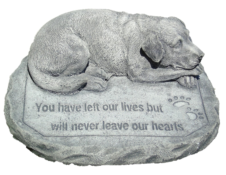 Stone Dog Memorial Garden Ornament: Pet Grave Marker bild 9