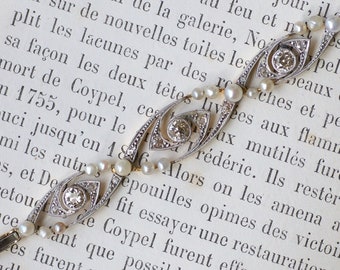 Art Deco pearl and diamond bracelet in gold and platinum