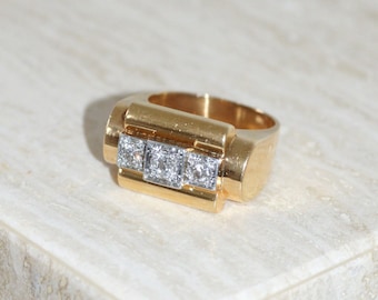 Diamond tank ring in yellow gold and platinum