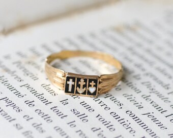 Capelet ring, old regional cross, anchor and heart, gold and enamel