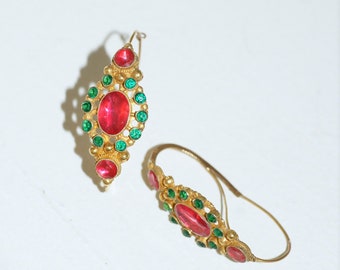 Old earrings, fish earrings in gold and colored stones