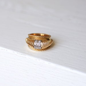 Vintage wire ring in rose gold and diamond, 1950s