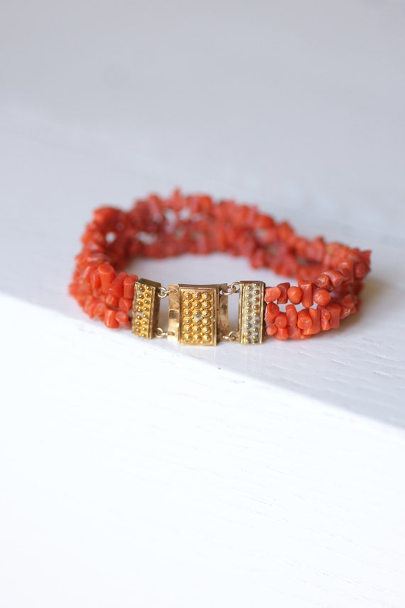 Ulla - Vintage coral and gold bracelet - bead bracelet