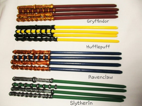 Harry Potter Wands inspired by Hogwarts house colors | Etsy