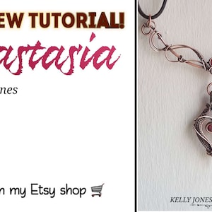 Könnte beinhalten: Eine Halskette aus Kupferdraht mit einem Anhänger in Herzform mit zwei roten Edelsteinen. Die Halskette heißt "Anastasia" und ist im Etsy-Shop erhältlich.