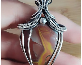 UNISEXE Jaspe peau rouge en argent sterling .925 et argent fin .999 avec perle en argent sterling .925. Création personnelle, bijoux uniques.