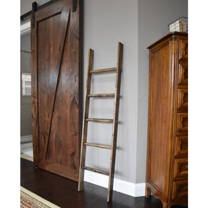 6 ft (72&quot;) Walnut Stained Pinewood Blanket Ladder, Vintage Quilt Ladder, Rustic Towel Storage, Farmhouse Quilt Blanket Ladder, Quilt Hanger