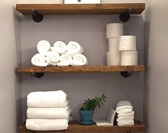 Estante flotante rústico: madera y tubería, almacenamiento industrial para baño