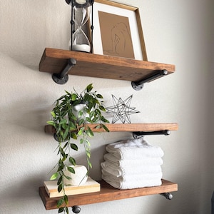 Rustic Floating Shelf: Pipe Bracket Farmhouse Decor, Kitchen & Bathroom Storage