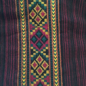 JHANA Couverture châle de prière de méditation confortable rouge cramoisi laine de yak et laine acrylique tibétaine hiver tribal celtique broderie zen AJJAYA image 6