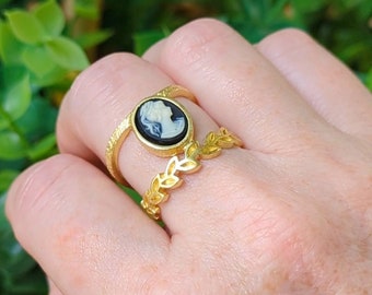 Double Band Cameo Ring, Adjustable Size Ring, Laurel Leaf Jewelry, Modern Vintage Style Victorian Jewelry