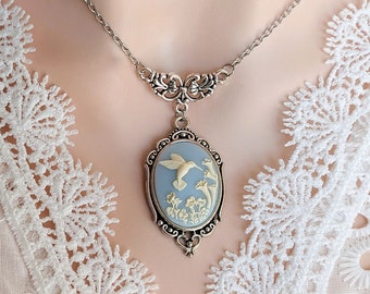 Gasp! Vintage Native American Navajo Blue Turquoise Sterling Silver Squash Blossom Necklace Gasp! Vintage Native American Navajo Blue Turquoise Sterling Silver Squash Blossom Necklace