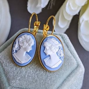 Pendientes con cierre de palanca y camafeo azul, estilo victoriano, regalo romántico para su cumpleaños.