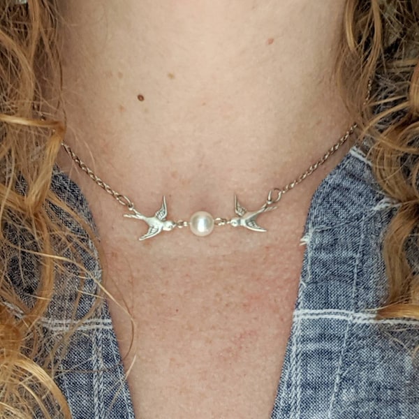 Silver Bird Necklace with Pearl, Swallow Choker, Bride Necklace for Wedding Day, June Birthday Gift for Best Friend, Pearlcore