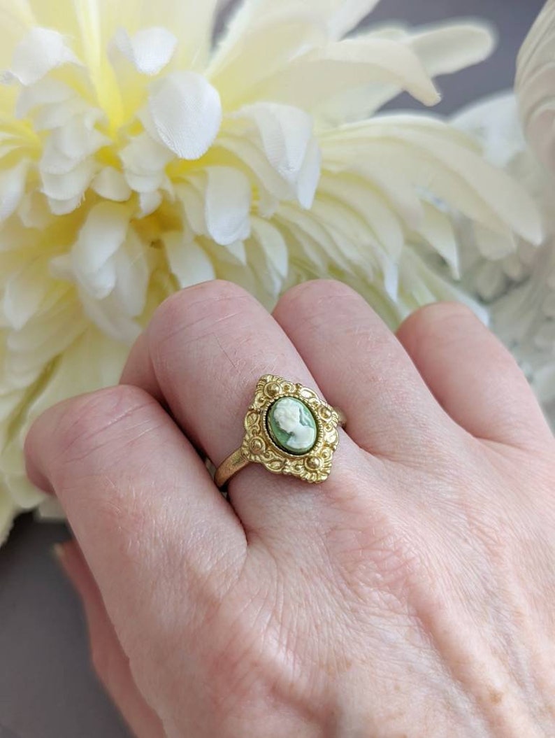 Green Cameo Ring, Victorian Cameo Ring, Antique Replica Cameo Jewelry, Vintage Style Jewelry, Historical Jewelry, Adjustable Ring image 2