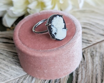 Timeless Cameo Ring, 925 Sterling Silver Adjustable Ring, Elegant Vintage Inspired Jewelry Gift for Her