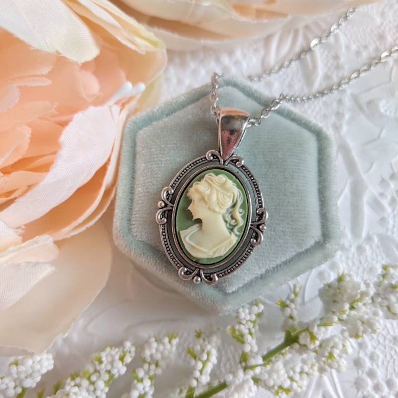 Vintage Green Ivory Cameo Necklace