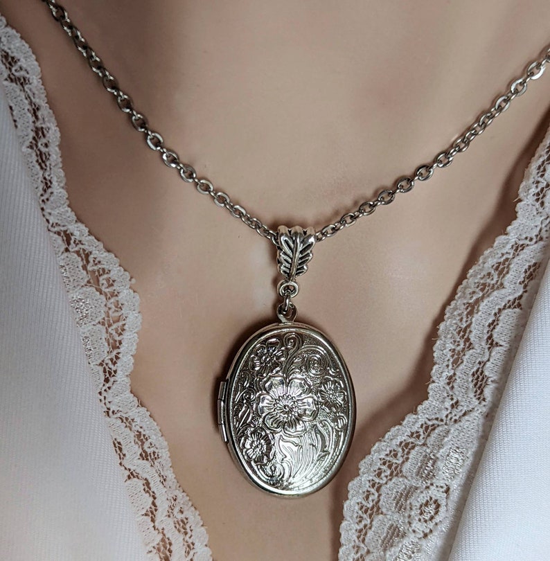 Silver Locket, Embossed Floral Locket, Long Chain Necklace, Vintage Style, Designer Locket, Wife Anniversary Gift, Mothers Day Gift image 4