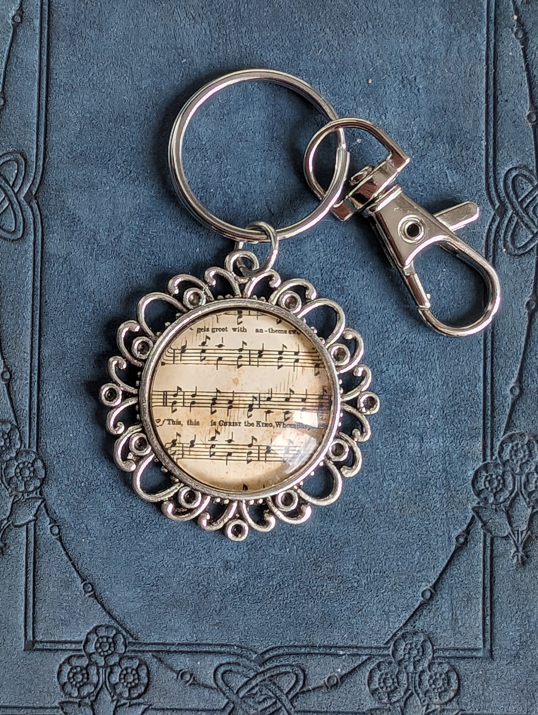 Musical Note Keychain Vintage Sheet Music Keychain, Music Note Bag Charm, Musician Gift for ...