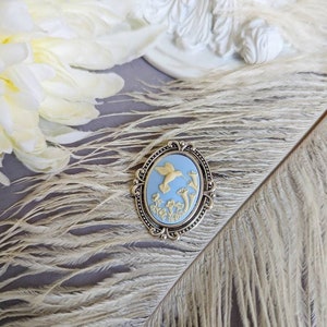 Blue Hummingbird Brooch, Bird Pin, Hummingbird Cameo Brooch, Nature Jewelry Gift idea, Gift for Mom image 3