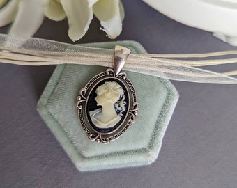 Cameo Choker Necklace, Lady Cameo Jewelry, Ribbon Choker Necklace, Victorian Bridal Jewelry, Unique Gifts for Women who love Vintage Style