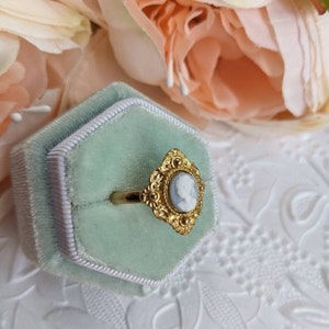 Green Cameo Ring, Victorian Cameo Ring, Antique Replica Cameo Jewelry, Vintage Style Jewelry, Historical Jewelry, Adjustable Ring White on Blue