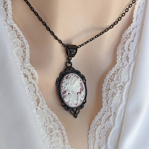 Goddess Cameo Necklace, Victorian Cameo Necklace, Goddess Necklace, Vintage Style Jewelry, Vintage Wedding Necklace, Shabby Chic Jewelry Wine in Black