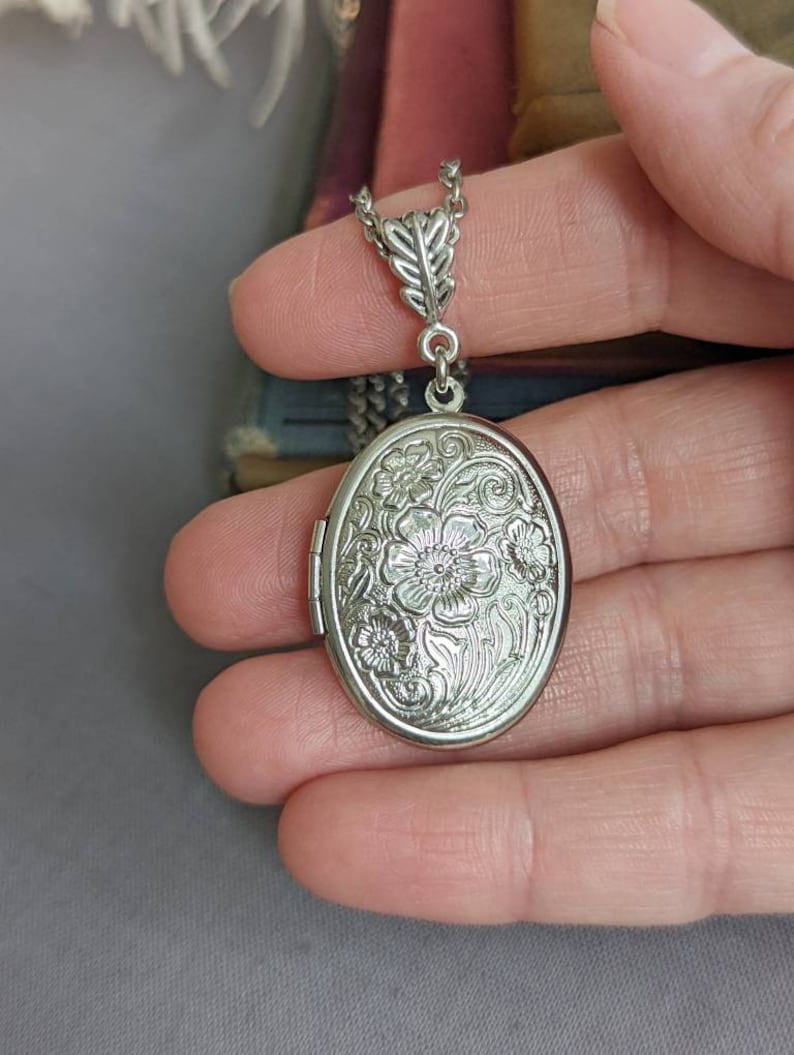 Silver Locket, Embossed Floral Locket, Long Chain Necklace, Vintage Style, Designer Locket, Wife Anniversary Gift, Mothers Day Gift image 5
