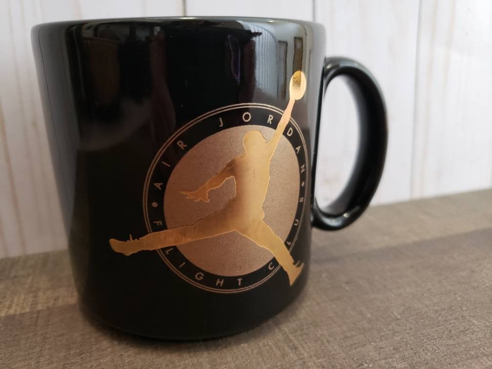 court vision sneaker vs air force 1