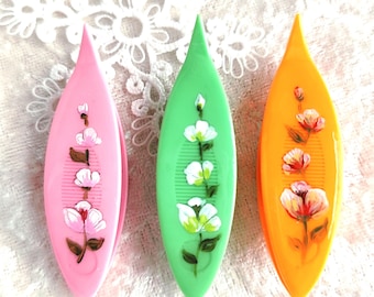 Lanzadera de frivolité pintada a mano: recubierta de resina. Herramienta para hacer encaje floral (63 mm).