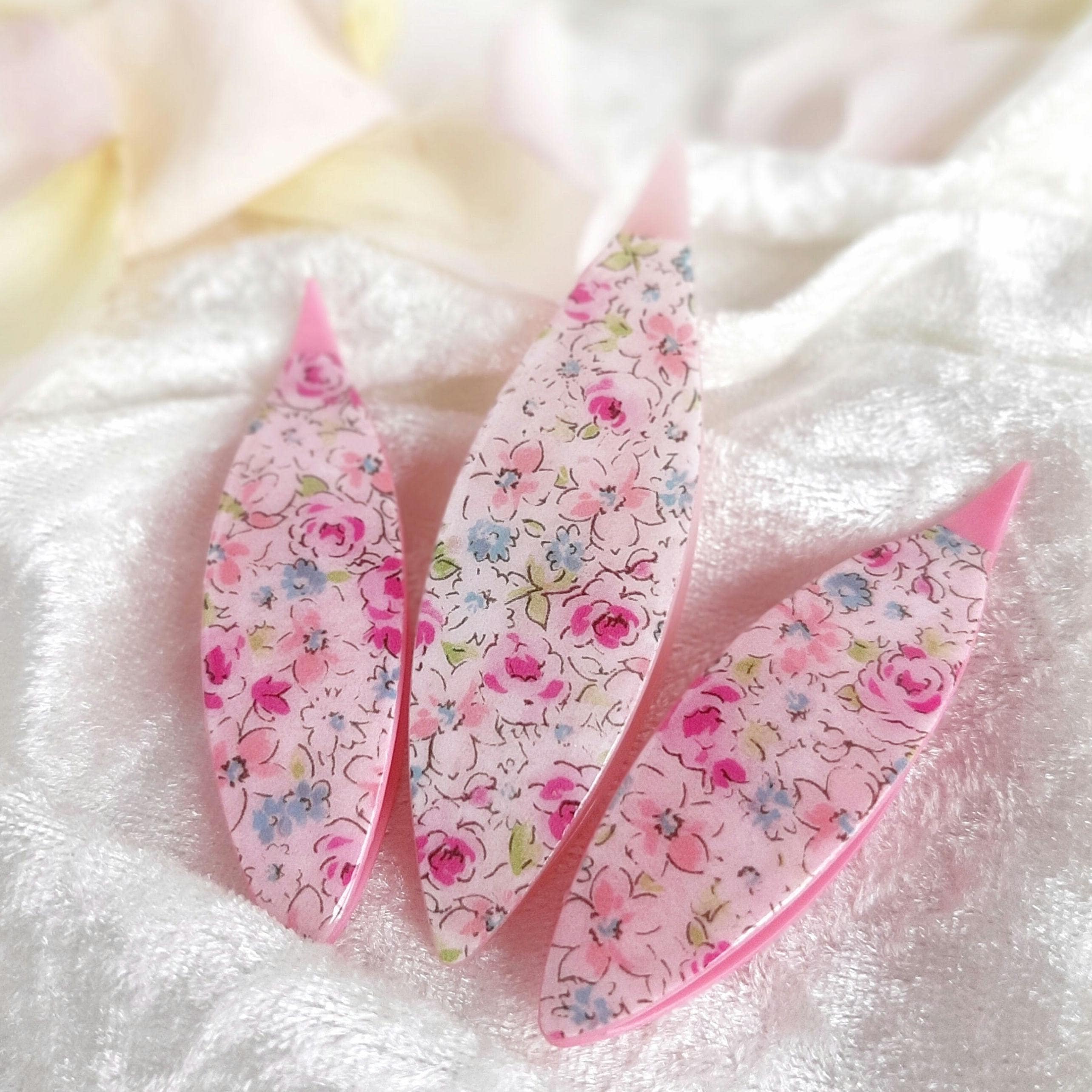 Decoupage Tatting Shuttle: Floral Clover Style, Lace Making Craft (77mm or 63mm)