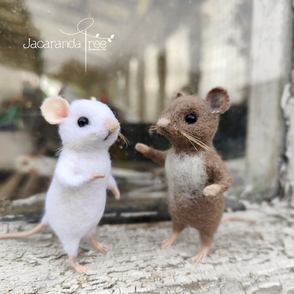 Mice, Needle Felt Mouse, Mouse Ornament, Felt Mice, Needle Felted animal, white mouse, needle felted mice, animal miniatures