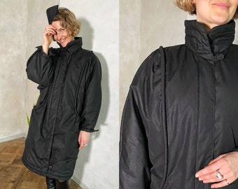 Black 80s vintage parka | long retro jacket | winter spring jacket | bold guilted coat | oversize batwing jacket | padded jacket