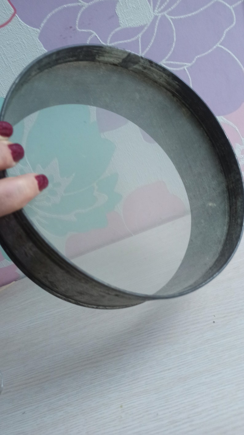 Sifter Colored Antique Iron Sieve ,sieve Sifter, Vintage Large Sieve, Sieve, Wooden ...