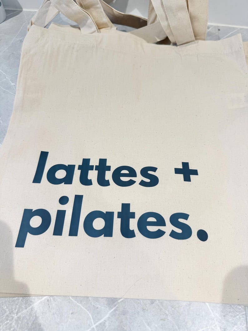 Bolsa de Pilates y Lattes, Bolsa para Pilates Reformer, Accesorios de Pilates, Regalo para Instructora de Pilates, Bolsa de Entrenamiento, Regalo de Cumpleaños para Hermana o Amiga, Café imagen 9