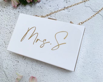 Bride handbag, white bridal clutch bag, personalised clutch bag, newlywed handbag, new Mrs handbag, honeymoon accessories, gift for bride