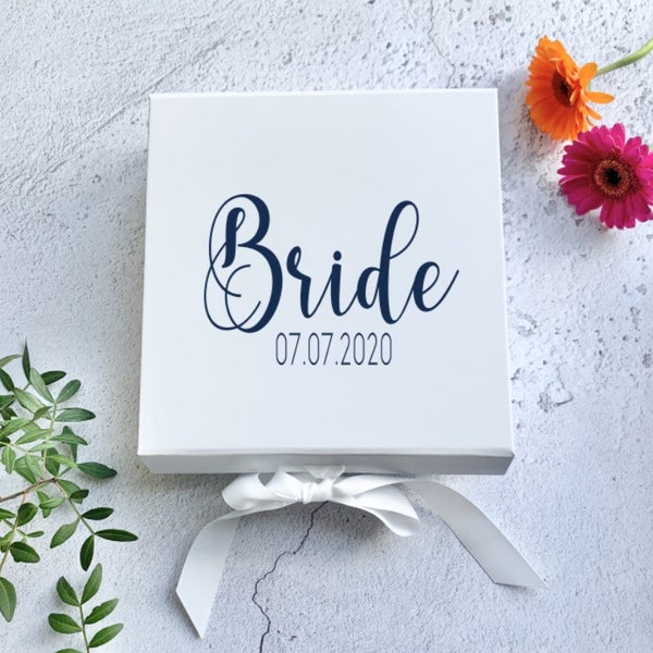 Bride gift box, to my bride, wedding day gift, bride to be gift, personalised box, gift box, gift for new wife, gift for bride