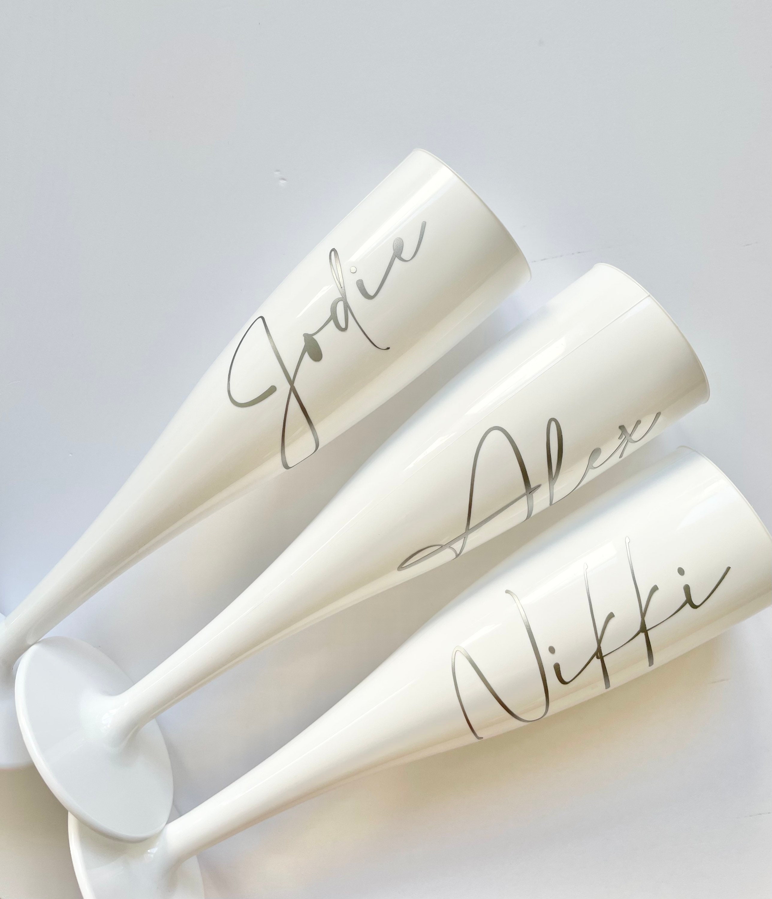 Flautas blancas de champán de plástico personalizadas para | Etsy