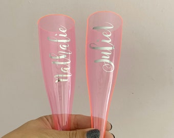 Pink personalised flute, champagne flute, plastic wine glass, hen party glasses, hen weekend plastic glasses, travel wine glasses
