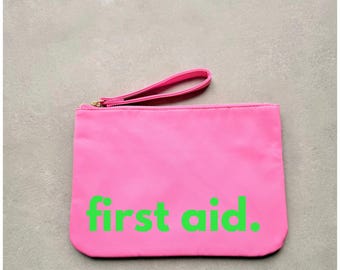 First Aid Pouch: Nylon Travel Meds Bag