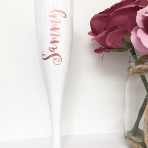 White personalised flute, champagne flute, plastic wine glass, hen party glasses, hen weekend plastic glasses, bridesmaid prosecco glasses